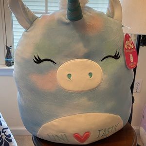 Squishmallows Gwen the Unicorn
